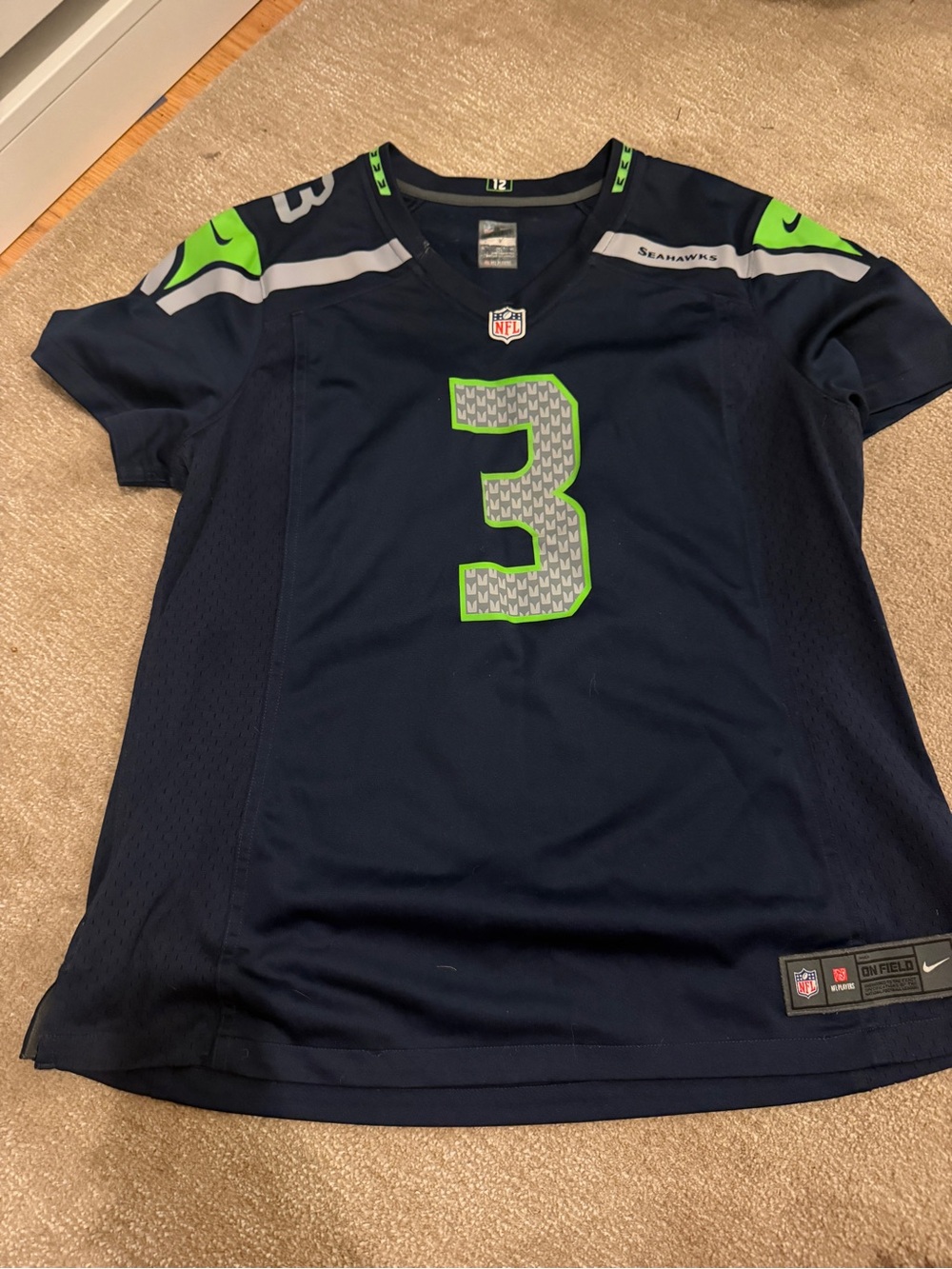 Women’s Russel Wilson Jersey - XL